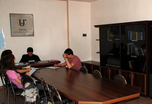 Read more about the article <strong>“Akos” Cultural NGO & “Mitq” Analytic Center</strong>